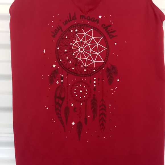 Women's top size M(7-9) - Picture 2 of 3